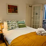 Central London Regent Park Apartment